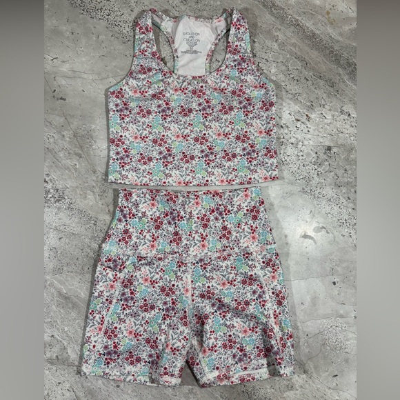 Evolution and Creation Floral Athletic Set - Picture 1 of 3